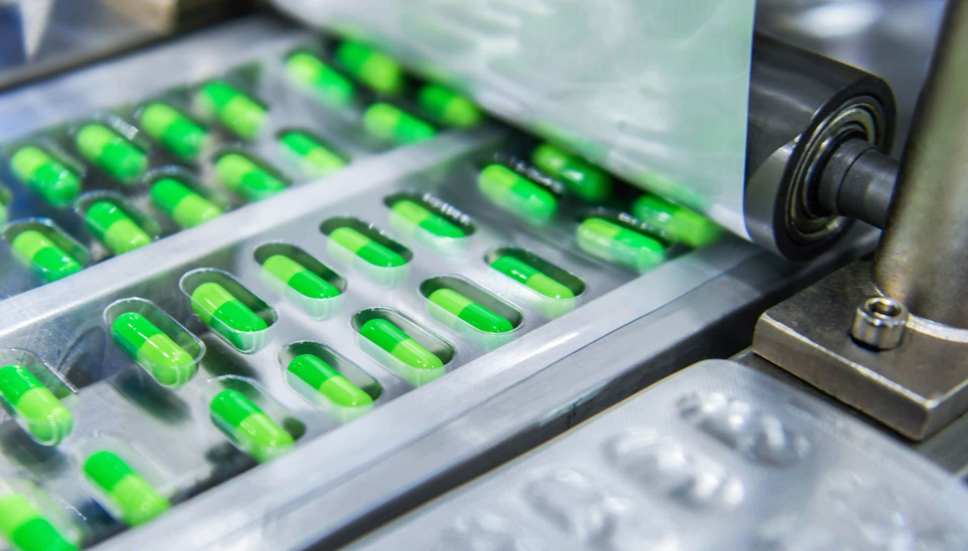 Precision Medication Packaging - Oaks Compounding Pharmacy Delivery Packaging